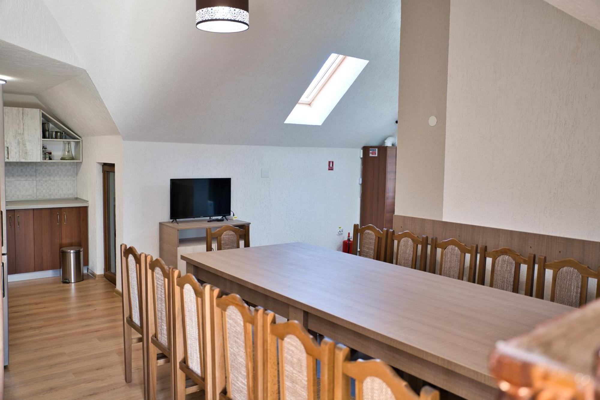 Perla Argesului, Ciubar, Piscina, Lift, Gratar, Cabana, Pensiuni, Hotel Cazare Transfagarasan Curtea De Arges Albestii de Arges Exterior foto