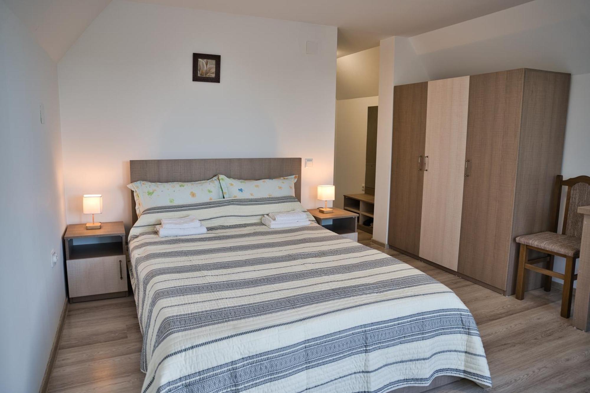 Perla Argesului, Ciubar, Piscina, Lift, Gratar, Cabana, Pensiuni, Hotel Cazare Transfagarasan Curtea De Arges Albestii de Arges Exterior foto